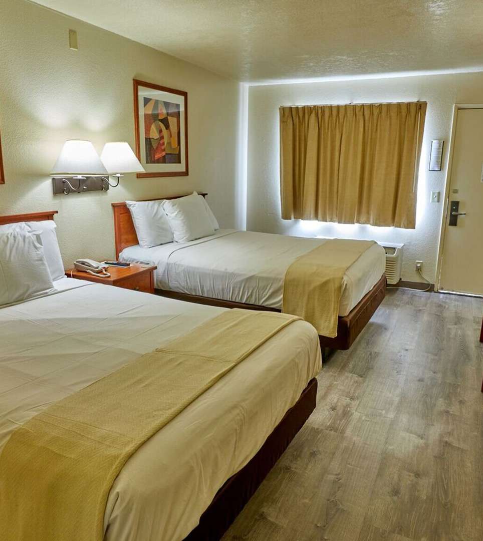 WELL-APPOINTED GUESTROOMS FOR BUSINESS AND LEISURE TRAVEL AT Premier Inns 